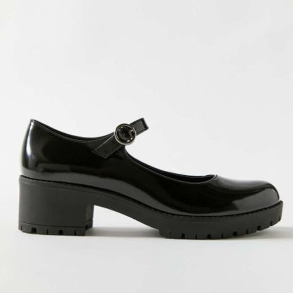 URBAN OUTFITTERS MARY JANE'S - Picture 1 of 3